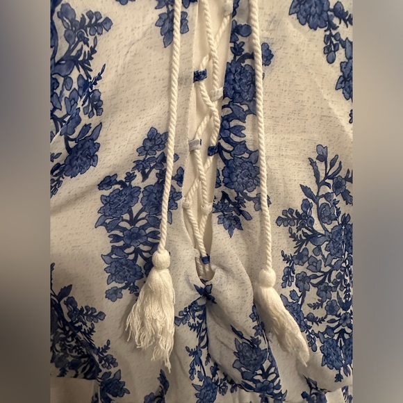 Soieblu Lace Up Tasseled Racerback Blue and White Floral Sheer Maxi Dress Sz Med - Picture 4 of 7